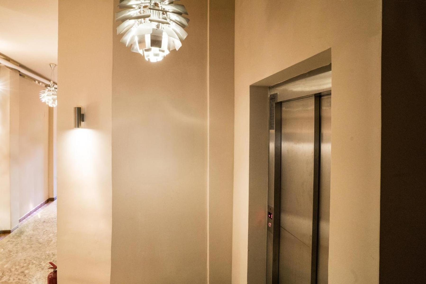 Athenaeum Spacious& Cozy 1Br Prime Location W Balcony Boekarest Buitenkant foto