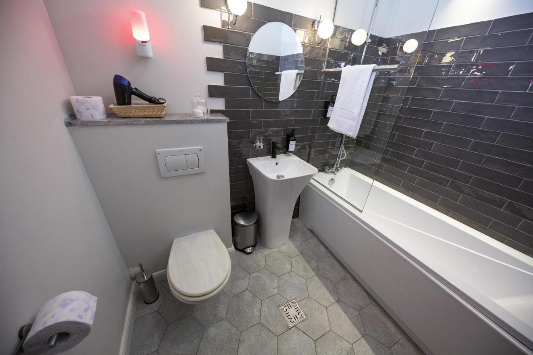 Athenaeum Spacious& Cozy 1Br Prime Location W Balcony Boekarest Buitenkant foto