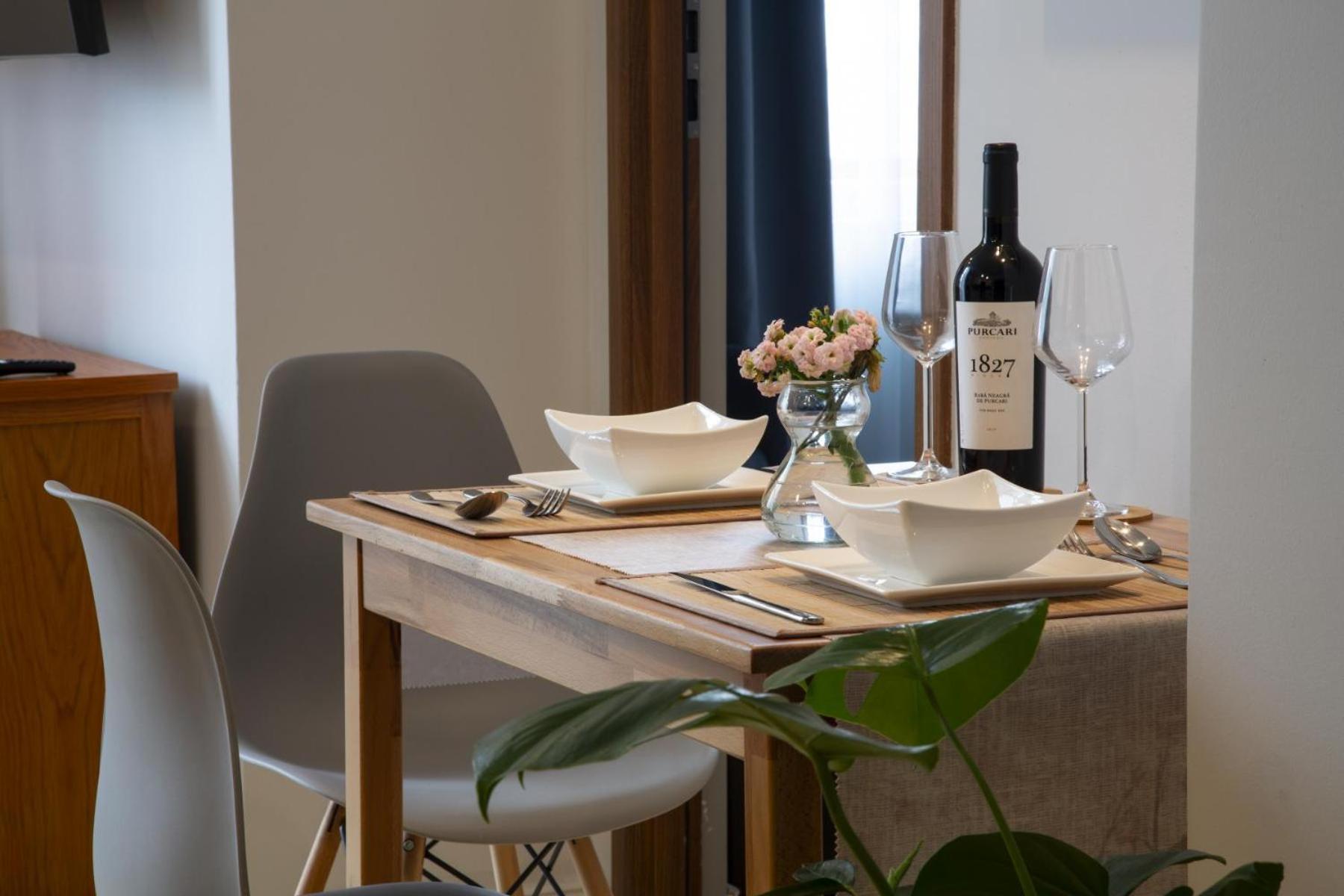 Athenaeum Spacious& Cozy 1Br Prime Location W Balcony Boekarest Buitenkant foto